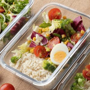 How to Eat Healthily While Travelling: Tips for Staying Nourished on the Go